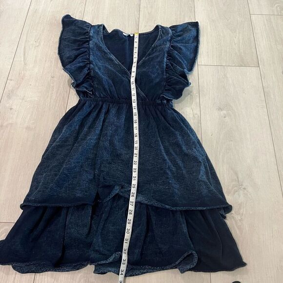 White Birch The Right Track Full Size Short Flutter Sleeve Mini Dress size m - Picture 2 of 7